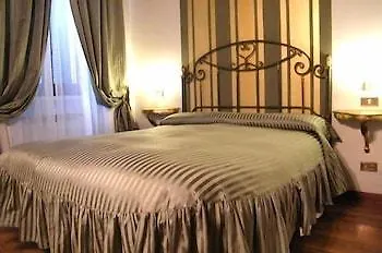 Hotel Antica Locanda Rome